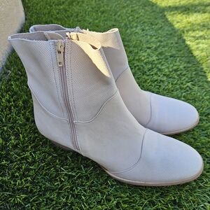 Amalfi Cream Ankle Boots